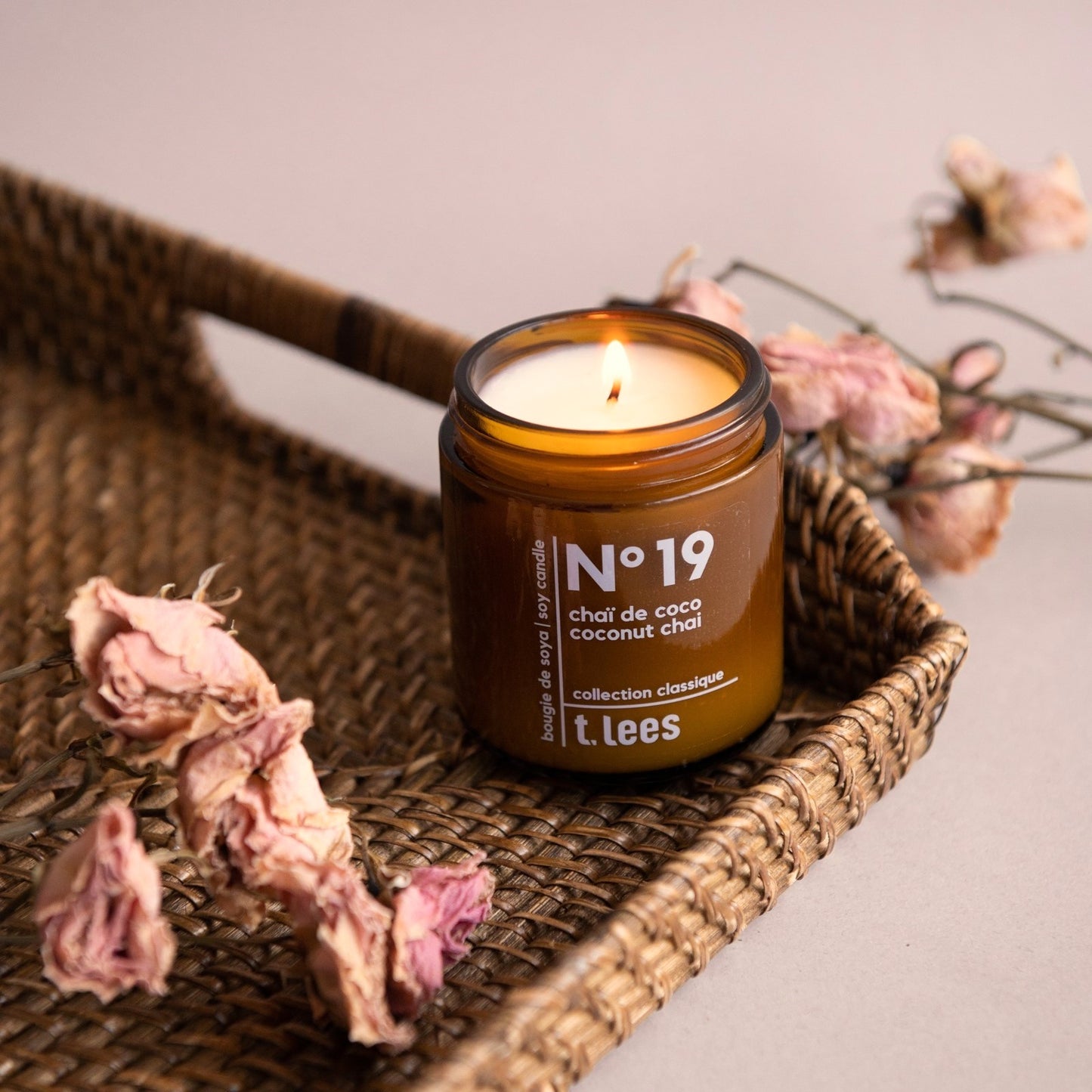 Coconut chai candle